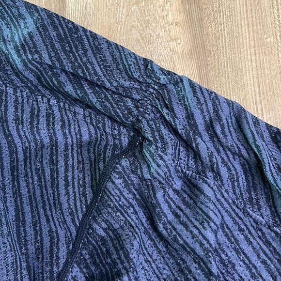 Calvin Klein Yoga Leggings.  Size XS - Picture 11 of 11